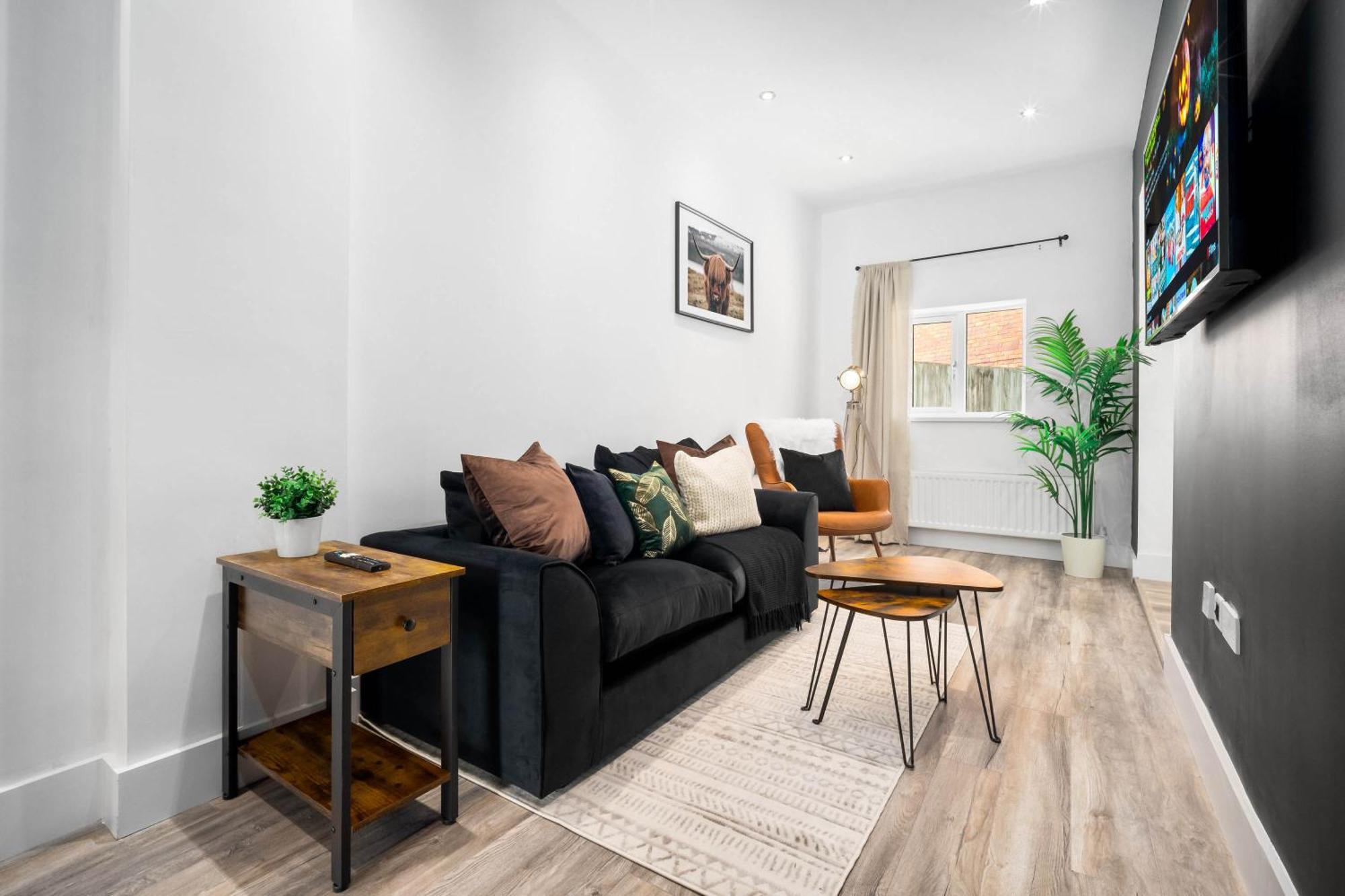 Stylish Apartment - Free Wifi & Netflix - On Street Parking - Double Bed - 49Ag Rowley Regis Exterior photo